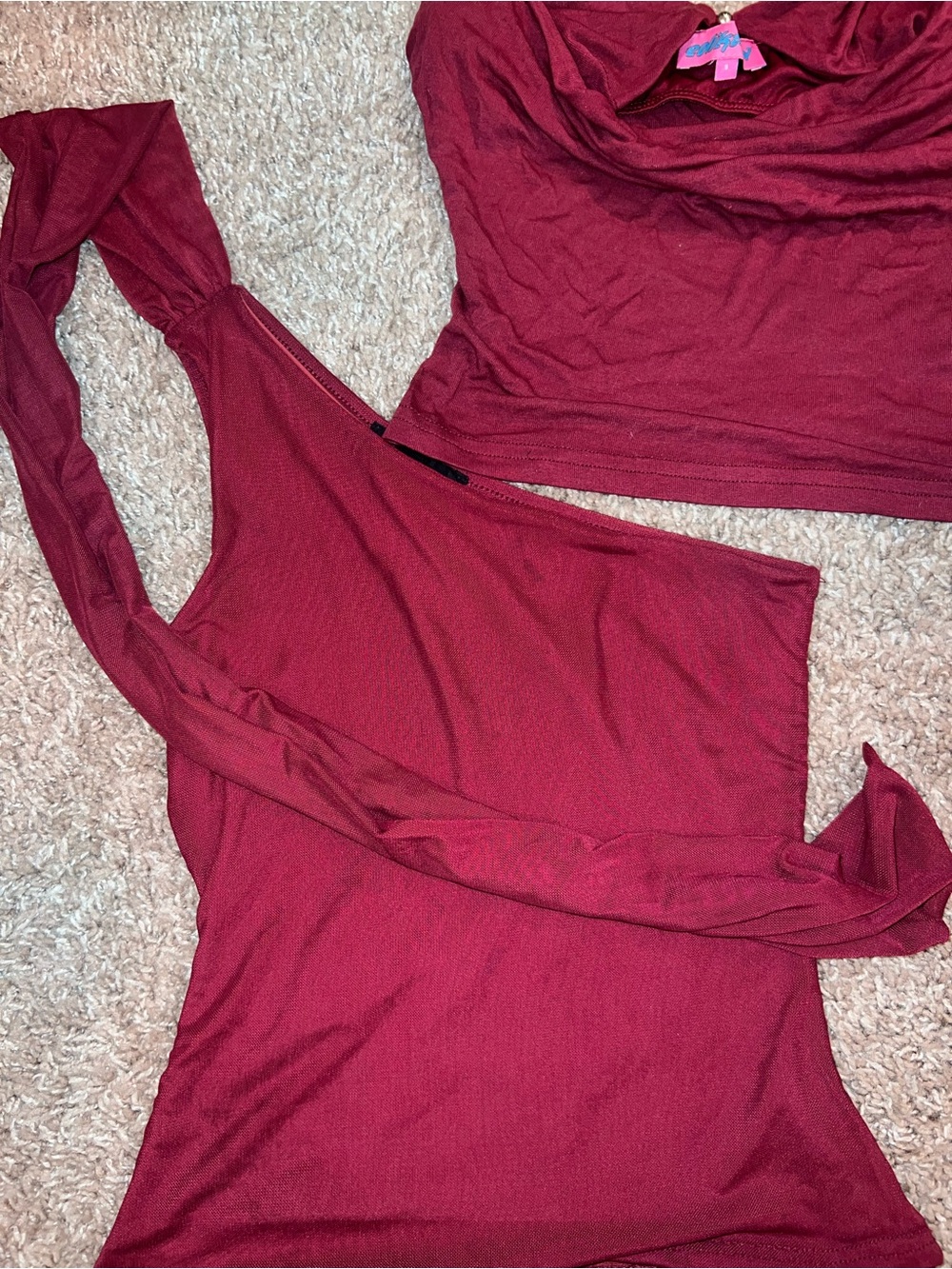 Red Tank Bundle - Picture 3 of 3
